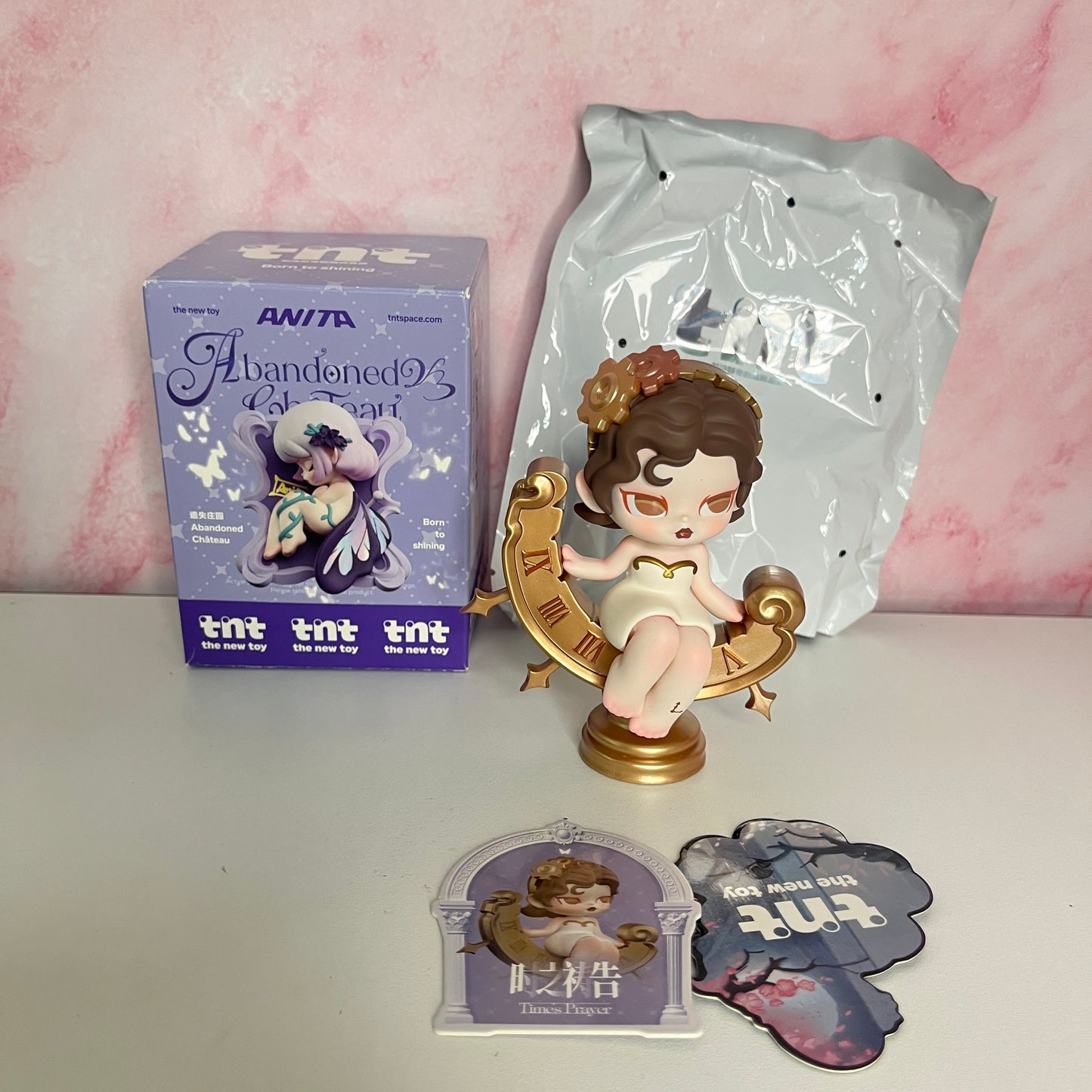 Anita Abandoned Chateau Series – Time's Prayer Figure