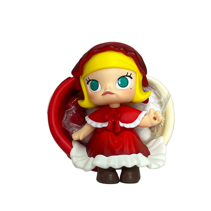 Apple of My Eye – Molly Blind Box Figurine