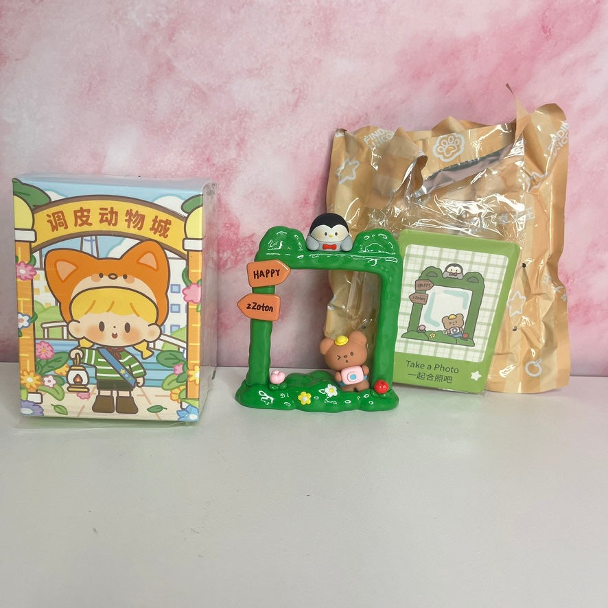 zZoton Naughty Animal City Series - Picture Frame