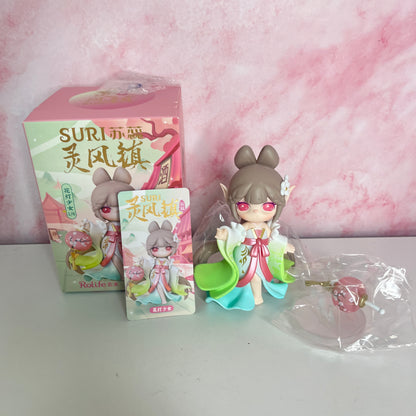Suri Spirit Wind Town - Lantern Girl