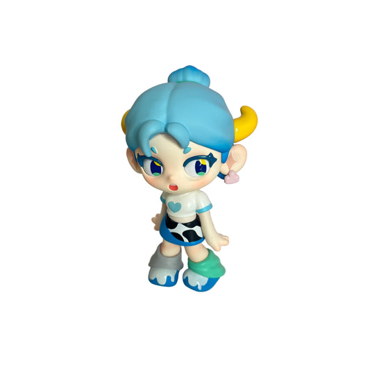 Y2K Grazing Land Series Figure – Cow Blue Girl