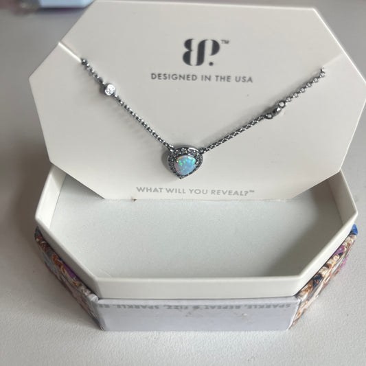 Gorgeous Statement